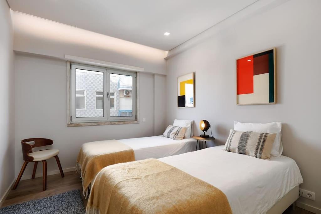 Lisbon Central Apartment With Balcony Luaran gambar
